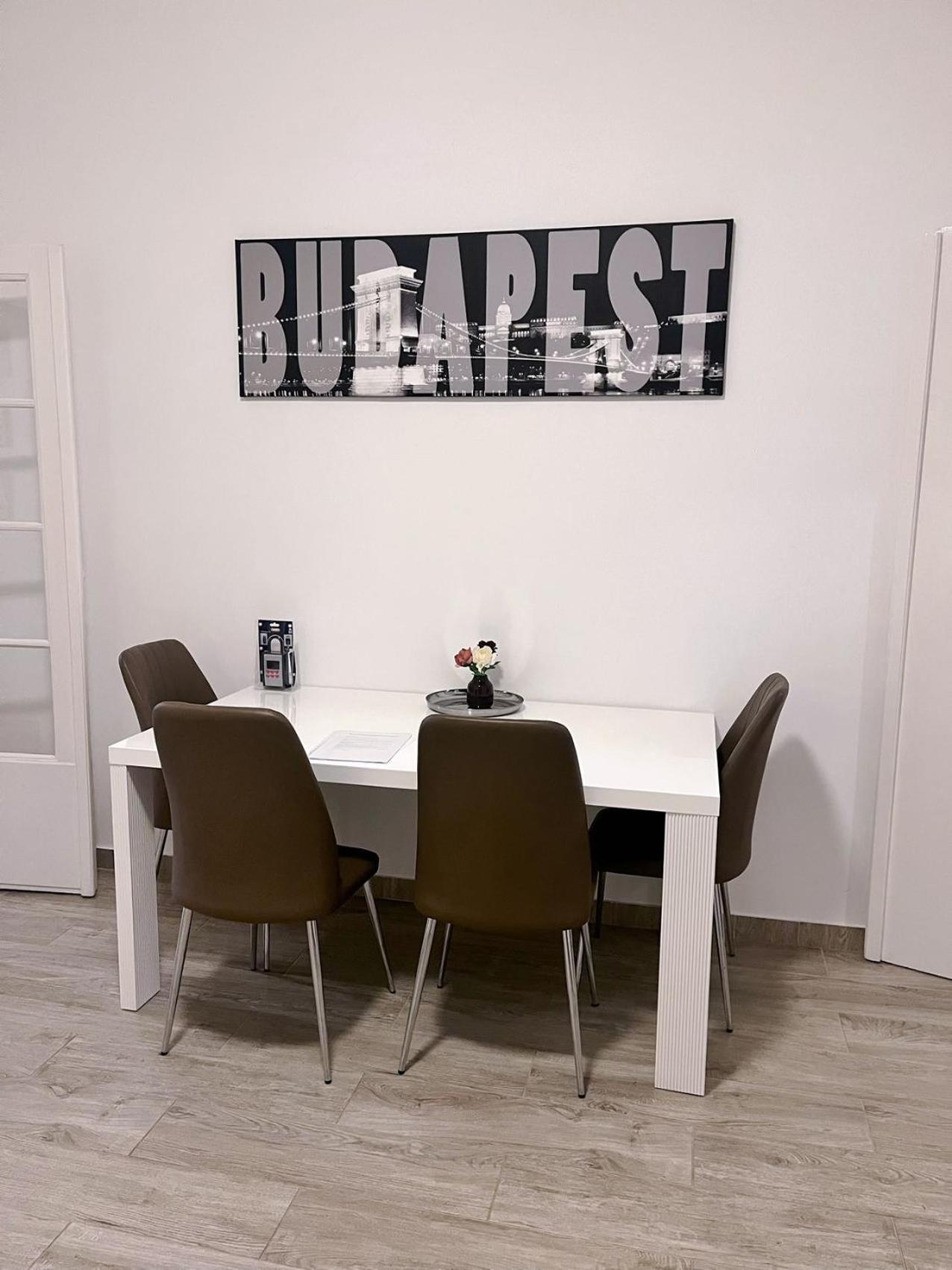 Boutique Family Apartment In The Heart Of City 부다페스트 외부 사진